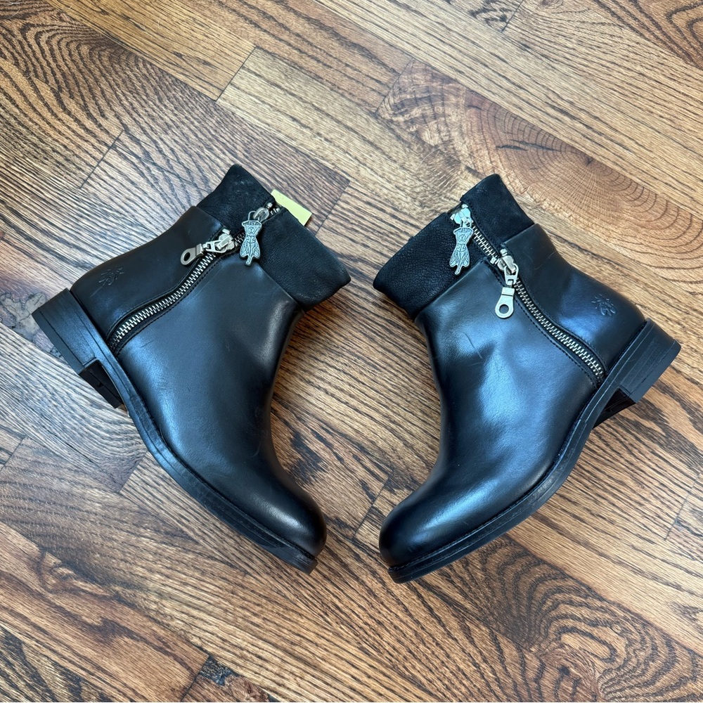 Fly London Abys Leather Boot Black Side Zip 37 6.5